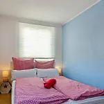 Joos Boardinghouse 아파트 *