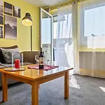 Joos Boardinghouse 라돌프젤암보덴시