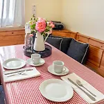 Joos Boardinghouse 아파트
