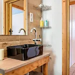 Joos Boardinghouse 아파트 *